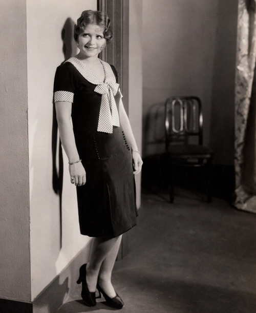 Clara Bow in The Saturday Night Kid.