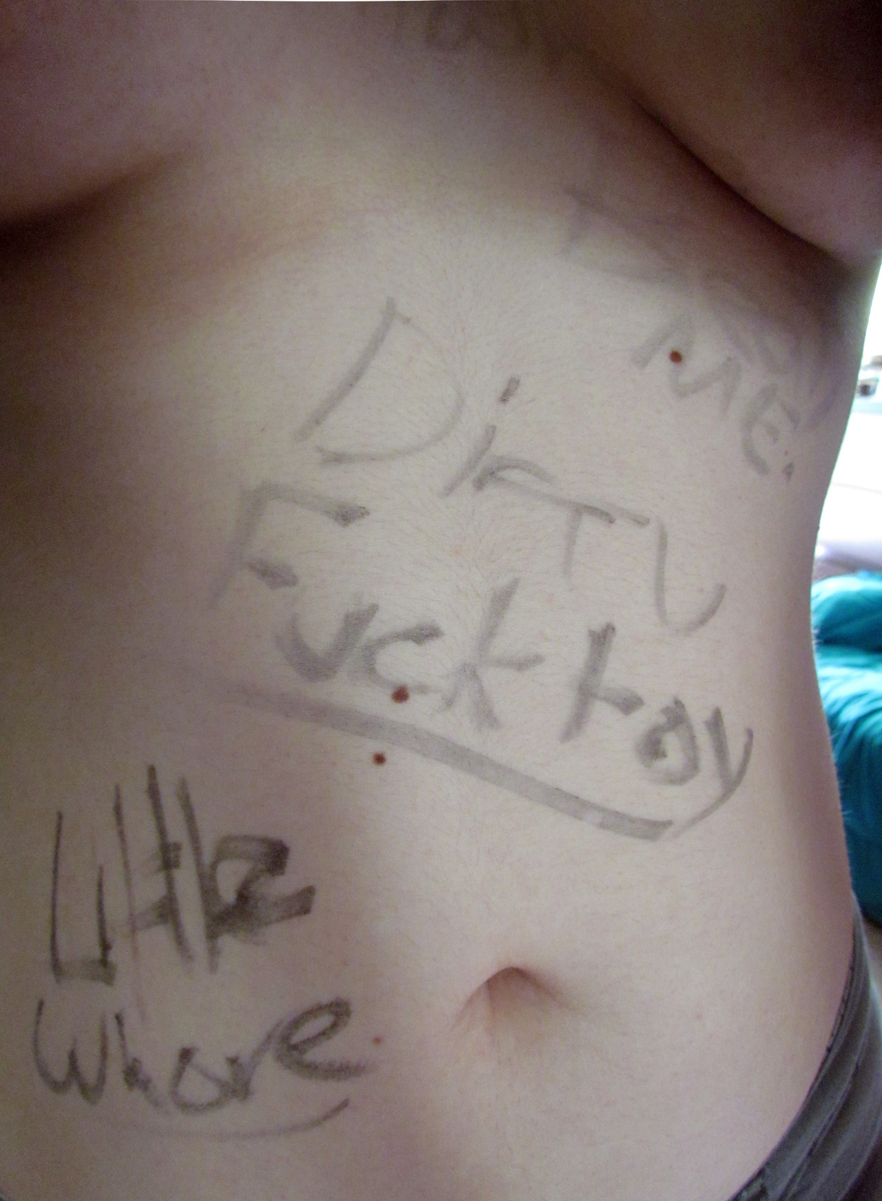 avaraptor:  Daddy wrote nasty things all over me before raping my babygirl pussy.