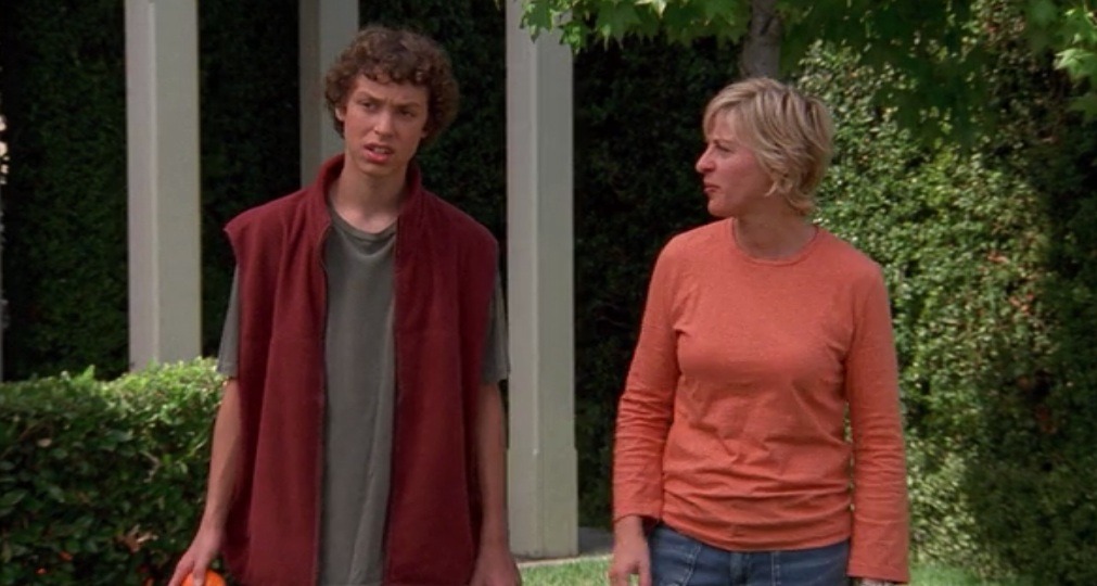 ispyafamousface:  Shortly after Freaks &amp; Geeks was cancelled (*sobs*), John