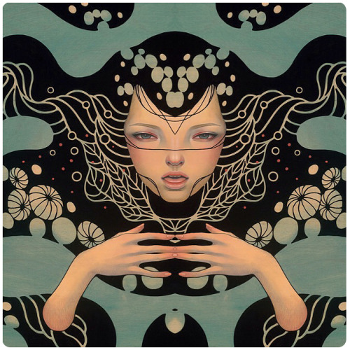 rajahofsarawak: Audrey Kawasaki Uses (and loves) Mirrorgram