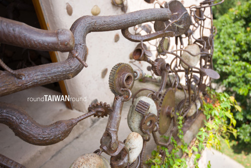 Chateau in the Air Chateau in the Air (天空之城) is a garden with restaurant beside Liyutan located in M