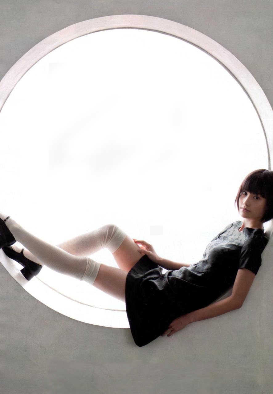 hresvelgr:  橋本愛 Ai Hashimoto
