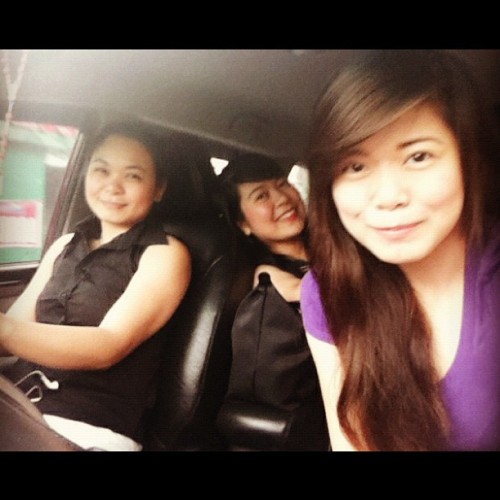 My super duper favorite cousins @carlamaesumajit and ate karen no dull moments with you guys.. Thank