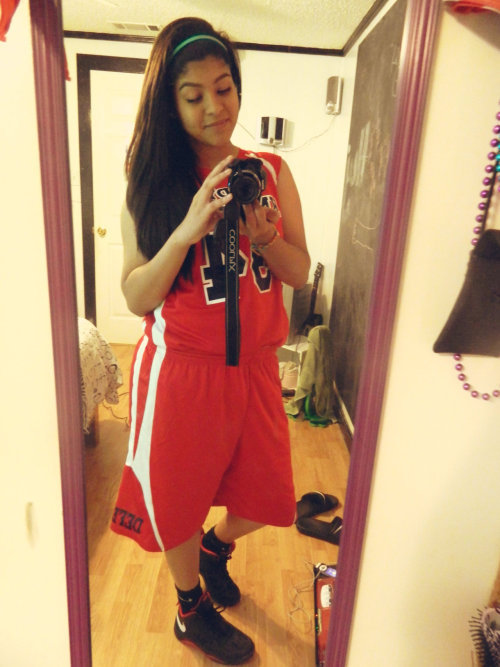 sithhlali:Ready for today’s basketball game .Determined to win . &amp; i also want to knoc