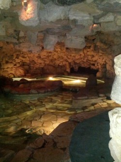 Playboy mansion grotto at the beginning of the night.