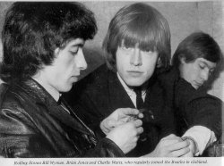rollingstoned: BILL WYMAN, BRIAN JONES et CHARLIE WATTS iamthegoldenstone:    “Rolling Stones Bill Wyman, Brian Jones and Charlie Watts, who regularly joined the Beatles in clubland.”    
