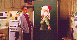 chandler-dances-on-things:   Thanksgiving through the years with the FRIENDS gang.