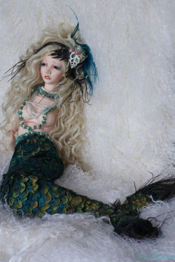 clouetvis:  My little Mermaid by heliantas
