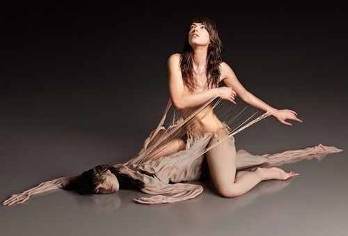 kreativnost:  Under my skin. 
