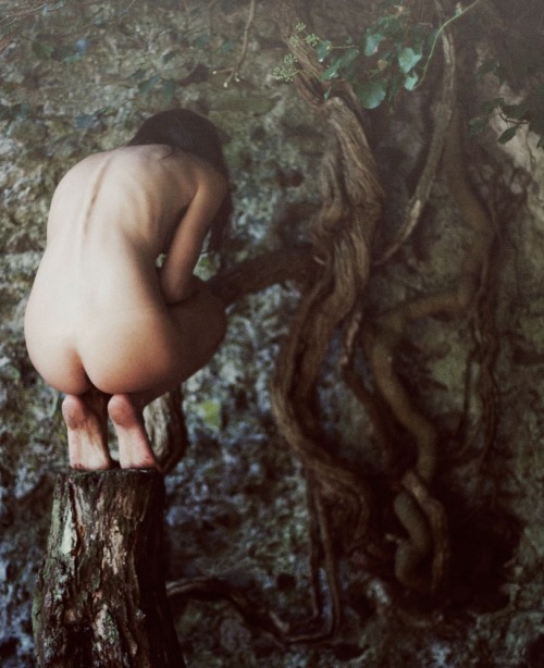 XXX thequietfront:  Marta Bevacqua  photo