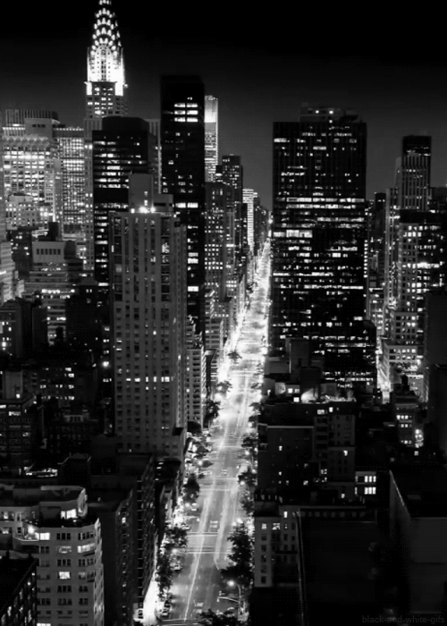 black-and-white-gifs:Manhattan (Cameron Michael)