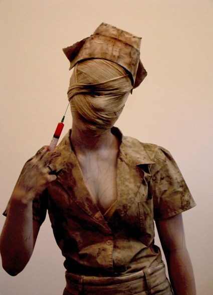 dunkleliebe666:  weheartcosplay:  Nurse - Silent HillCosplayer: Unknow   (via TumbleOn)