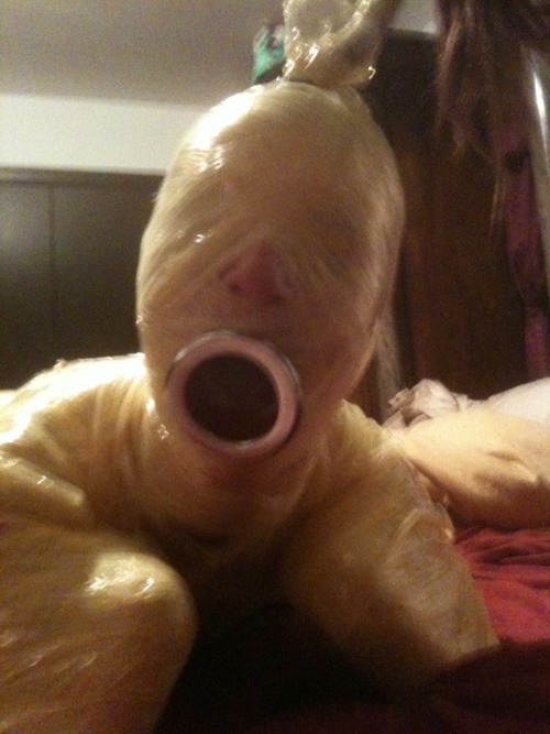 gaggedalexis: mummification with mouth totally jacked open…..