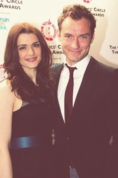 ibong-adarna:   Rachel Weisz & Co-Stars  i wanna be her in my next life. 