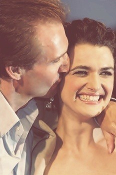 ibong-adarna:   Rachel Weisz & Co-Stars  i wanna be her in my next life. 