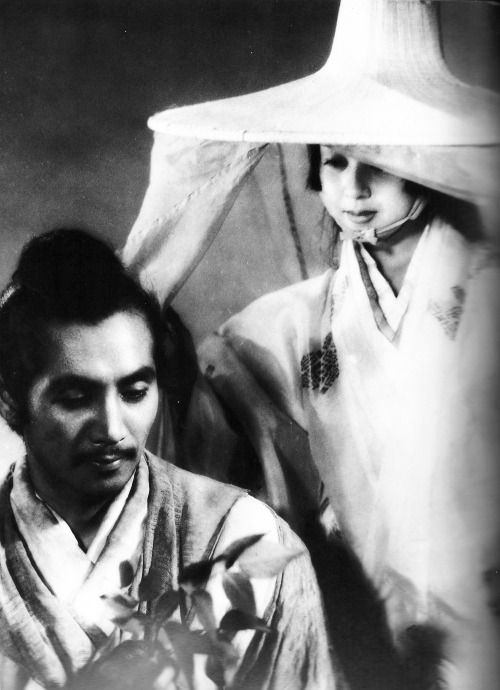toshiromifunes: Mayasuki Mori and Machiko Kyo in Rashomon (1950)