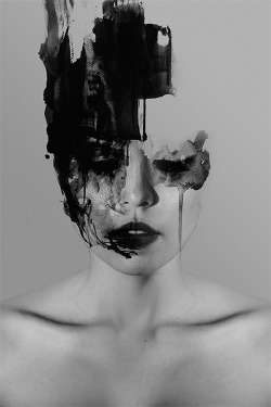 axials:   Januz Miralles