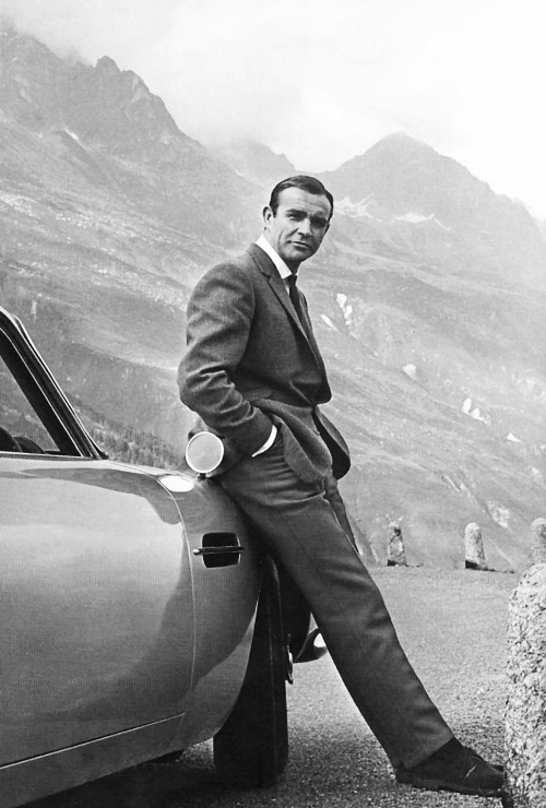 cinemamonamour: Sean Connery in a promotional picture for Goldfinger (1964)