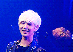 yewooks:  Dorky Yesung vs. Sweet Yesung. 