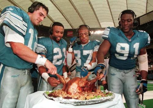 Thanksgiving, 1999 Week 1 | Week 2 | Week 3 | Week 4 | Week 5 | Week 6 | Week 7 | Week 8 | Week 9 | Week 10 |Week 11