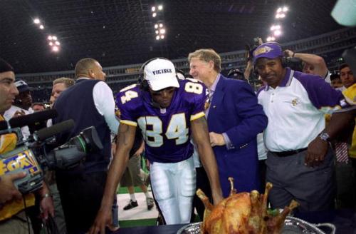 Thanksgiving, 1998 Week 1 | Week 2 | Week 3 | Week 4 | Week 5 | Week 6 | Week 7 | Week 8 | Week 9 | Week 10 |Week 11