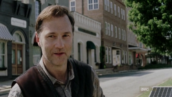 walkingdead-gasm:  Why hello there Mr. Governor. 