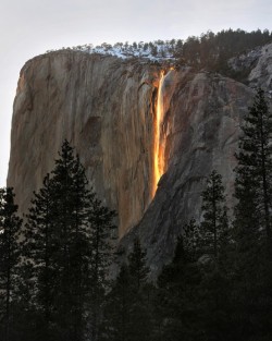 bluepueblo:  Sunset, Horsetail Falls, Yosemite,