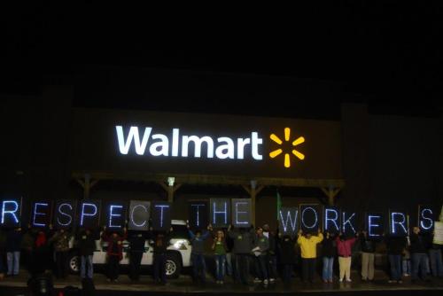 thepeoplesrecord:  SOLIDARITY to all Walmart workers on strike! 