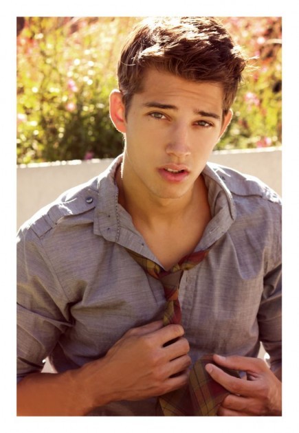 kalebisinlovewithastraightguy:   Ughhh 
