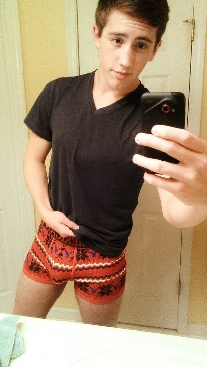 lookwhathappenswithalovelikethat:  I’m wearing these today. :) 
