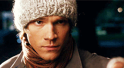 magicfingers:  The Christmas Cottage - in which Jared Padalecki rocks some totally bitchin winter wear. 