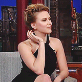 scarjoboobs-blog:  Scarlett Johansson - ‘Late Show with David Letterman’ (x).
