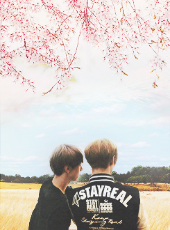 kris-wu-blog:because if we just walk together like thiswherever we go, it’ll be heaven