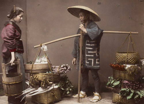 Photo of vegetable peddler, 1880&rsquo;s, Japan, photographed by Kusakabe Kimbei.  