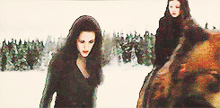 hawtornes:  Bella using her mental shield to protect Edward of Jane’s power. 