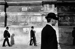 silezukuk:  © Franco Zecchin - “Palermo, Italy, 1988. Brotherhood of Holy Crucifix.” [***] / [***]