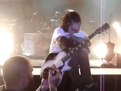 unluckycupcake:  oopsspilledmymusic:  x-twisted-x:  remember that one time when Franks