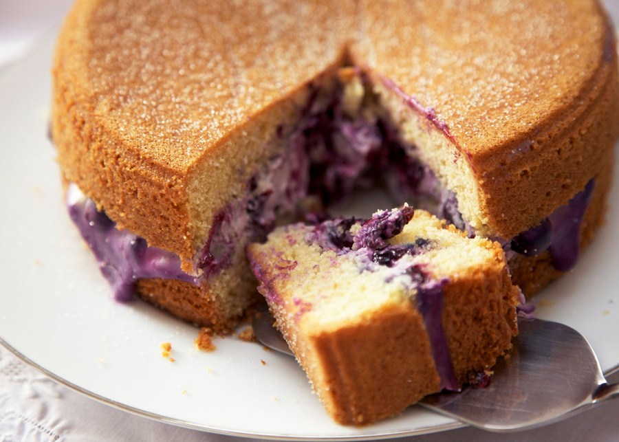 ilufood:  torta paradiso with mascarpone and blueberries