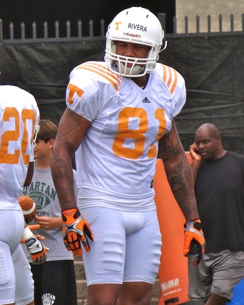 Mychal Rivera, Tennessee Vols porn pictures