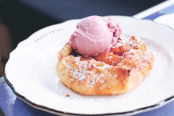 cinnahearts:  Niagara Peach Galette (by The Drake Hotel | Toronto’s hotbed for culture) 