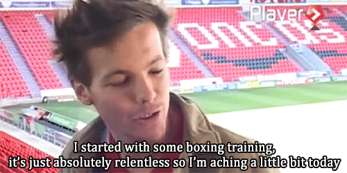 castoffstarter: RL: CHELLE HIT ME WITH YOUR BOXING AU I LOVE YOU