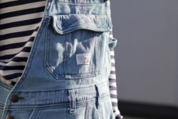 daisywater:  electric-wish:  prettyouth:  I have a striped shirt like this, I just need my denim overalls ((sigh))  This is super cute  really want overalls :( 