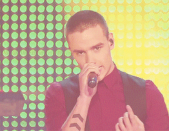 zaynismalik-blog:  Performing Live While We’re Young at the Bambi Awards 2012 