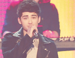 zaynismalik-blog:  Performing Live While We’re Young at the Bambi Awards 2012 
