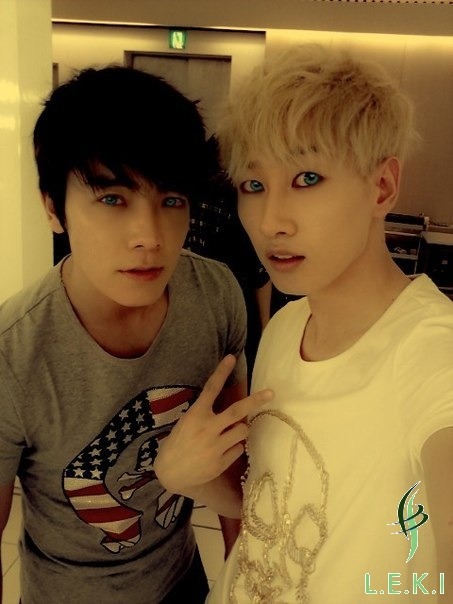 Light Green Eyed K-Couple - #1 Lee HyukJae &amp; Lee DongHae - Super Junior