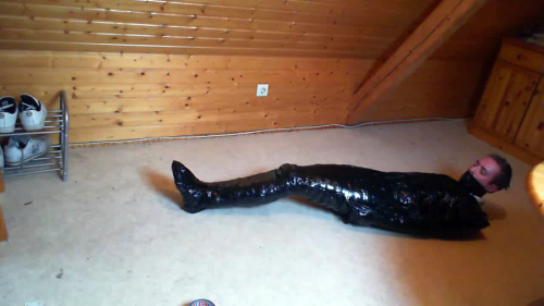 mummyhavok81:  mrkristoferweston:  INGENIOUS! Selfbondage Mummification - but how do you get out?  It takes A LOT of work, coming from someone who almost got stuck doing this once…