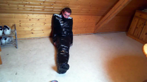 mummyhavok81:  mrkristoferweston:  INGENIOUS! Selfbondage Mummification - but how do you get out?  It takes A LOT of work, coming from someone who almost got stuck doing this once…