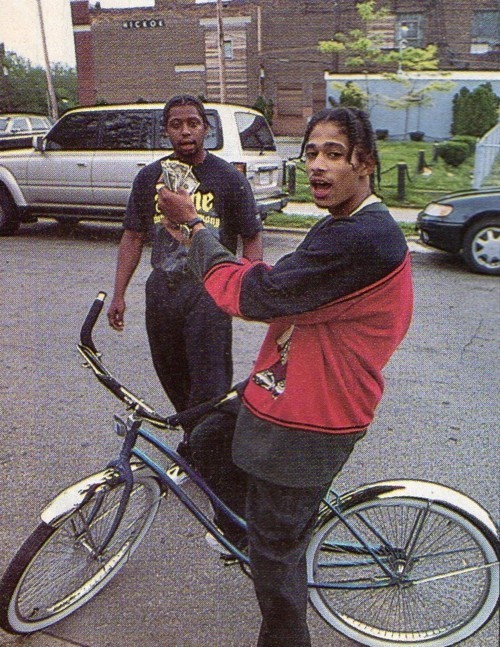 shimon-desta:  Layzie Bone 