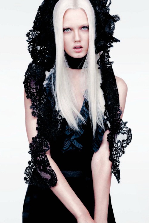 Lindsey Wixson by Sharif Hamza for Vogue China October 2012