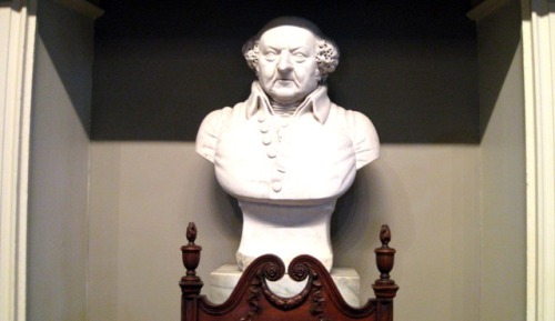 madtomgloucester:This is the Adams bust that was at Monticello. Supposedly Jefferson kept it on his 